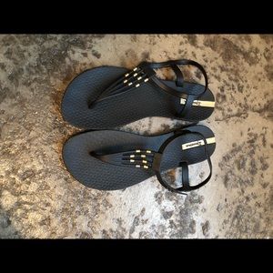 Ipanema sandals